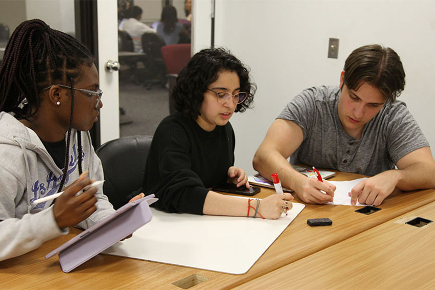 NSM’s Scholar Enrichment Program Recognized for Exemplary Support Services for STEM Students