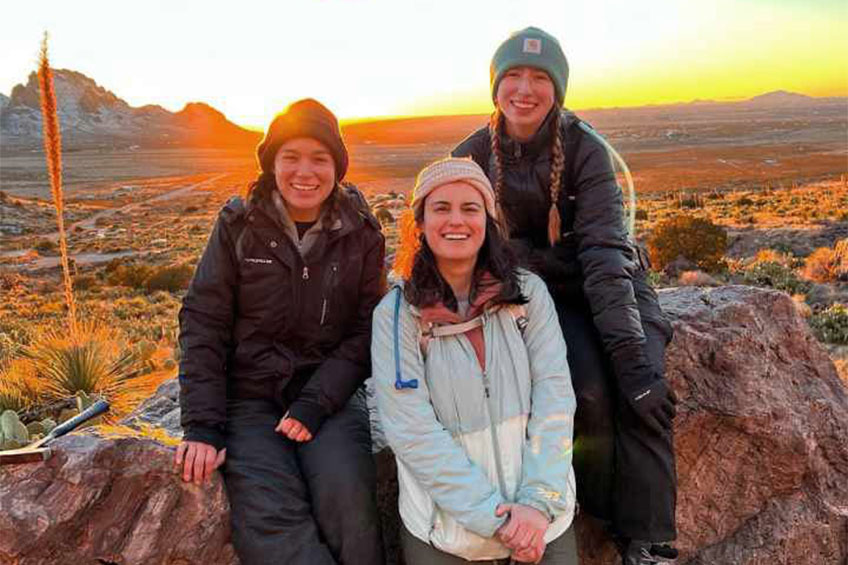 FIELDGeo Invites Undergraduates to See Rock Formations the Way Geologists Do